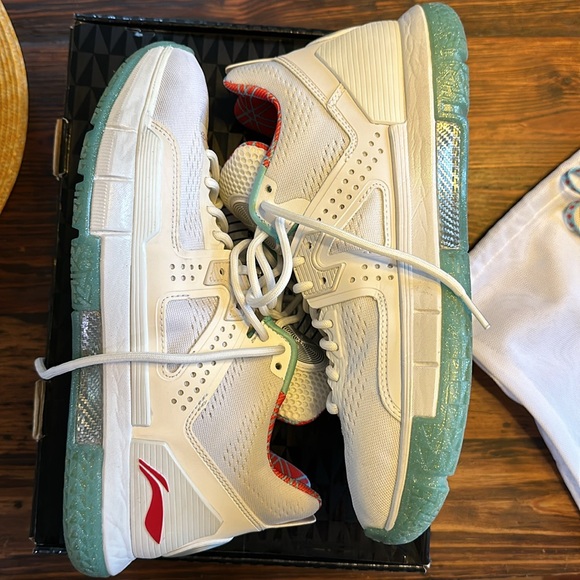 Way of Wade  WOW5, City Flag, Chicago - Picture 4 of 6